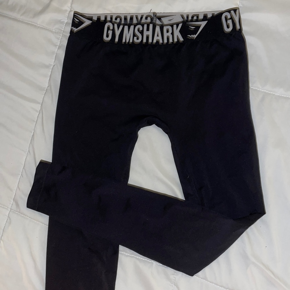 Black Gym Shark Leggings